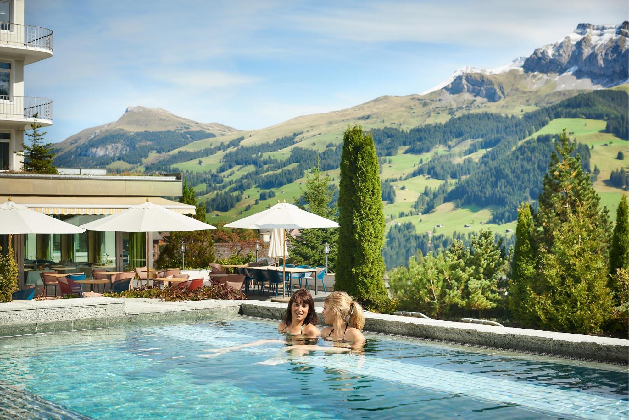 Bellevue Parkhotel & Spa - Relais & Chateaux อาเดลโบเดิน ภายนอก รูปภาพ