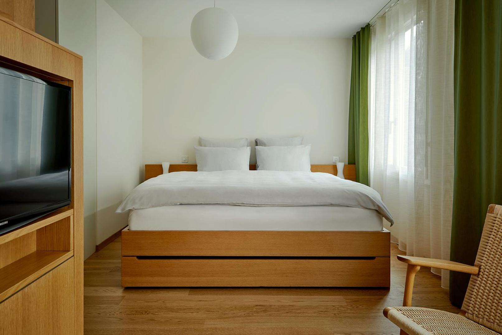 Bellevue Parkhotel & Spa - Relais & Chateaux อาเดลโบเดิน ภายนอก รูปภาพ