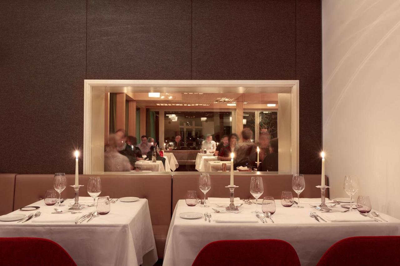 Bellevue Parkhotel & Spa - Relais & Chateaux อาเดลโบเดิน ภายนอก รูปภาพ